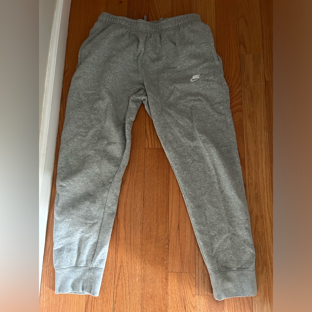 Gray Nike Sweatpants